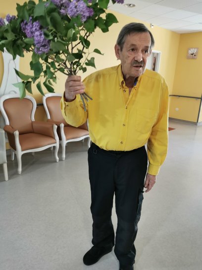 image IMG_20210413_174430.jpg (2.3MB)